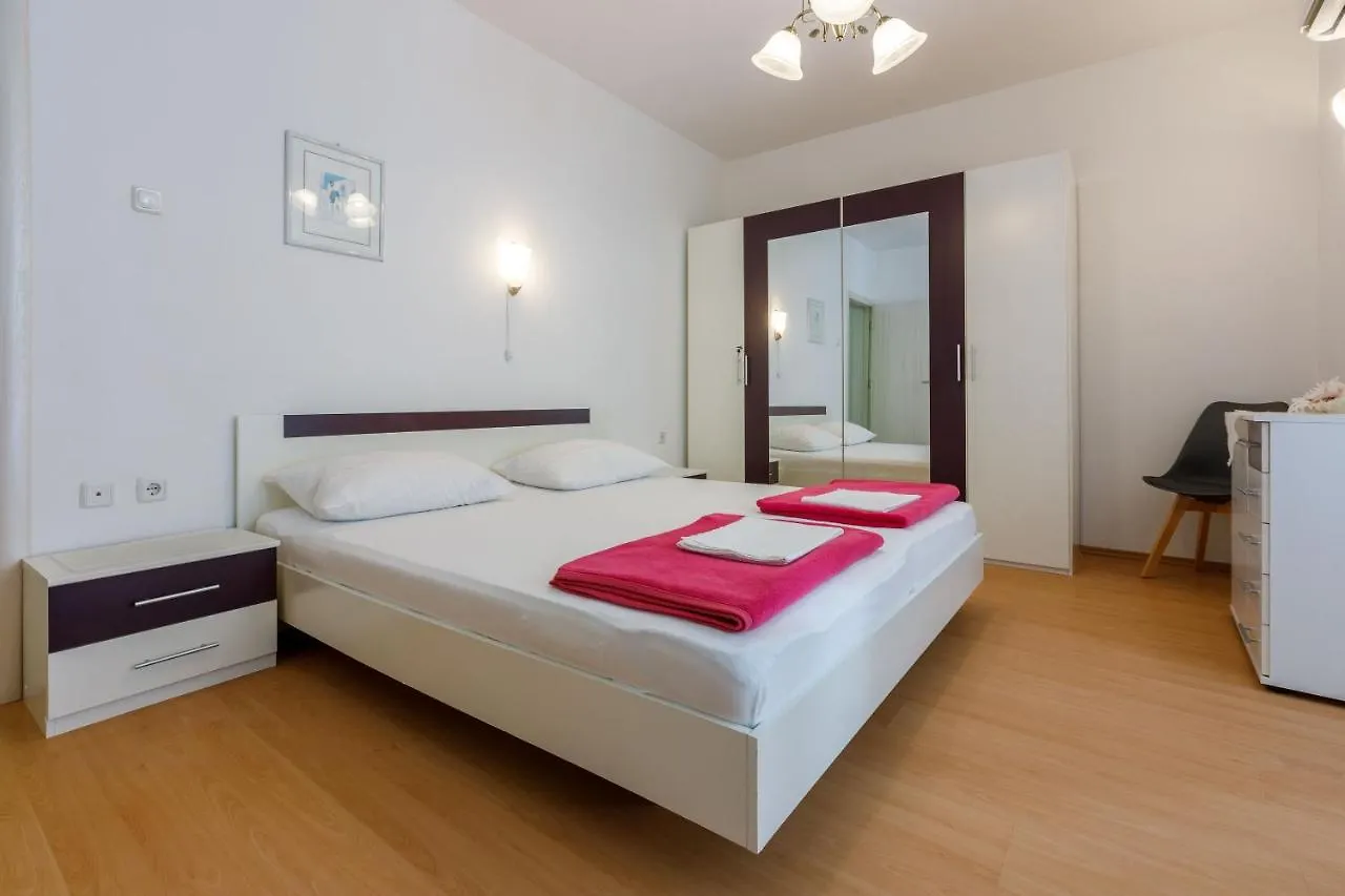 Apartments Zorica Dramalj
